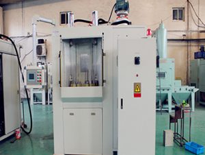 转向轴湿式喷砂机